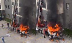 Taşıma sırasında korkutan yangın: Vinç bir anda alev aldı, zamanla yarış başladı!