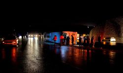 Yağmur felakete dönüştü: Yolcu otobüsü devrildi, yaralılar var!