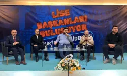 AK Parti İzmir Gençlik Kolları 500 yeni seçmenle buluştu