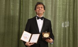 Akif Manaf’a 2025 International Peace Prize Ödülü