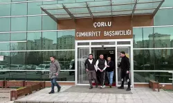 Apartmanda d*hşet! 23 yaşındaki genç, 62 yaşındaki komşusunu bıçakladı!