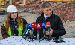 Başkan Tugay: Bekleyen altyapı kredileri İzmir’in canını yakıyor