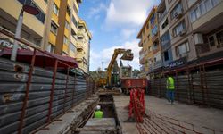Bayraklı'da su baskınları tarih oluyor: 140 milyonluk yatırım hızla ilerliyor