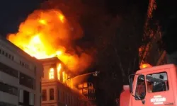 Beyoğlu’nda otel yangını: Ekipler seferber oldu!