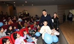 Çocuklar sinema keyfini Başkan Yıldız’la paylaştı