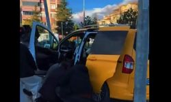 Direksiyon başında kalp krizi geçiren taksici hayatını kaybetti