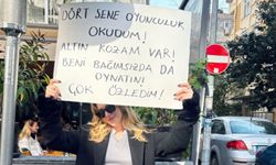 Dört sene oyunculuk okudum! Hayal Köseoğlu’nun pankartlı mesajı