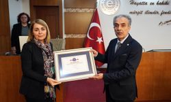 Ege Üniversitesi'nden görme engellilere tam destek