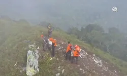 Endonezya’da gözlem uçağı düştü: Kayıp mürettebat aranıyor