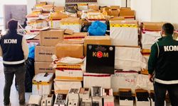 Film gibi operasyon: Kumaş yüklü TIR’dan milyonlarca liralık ürün yakalandı!