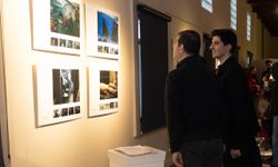 Genç iletişimcilerden kolektif emekle "Görünmez Katmanlar"