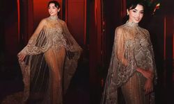 Hande Erçel, güzelliğiyle Joy Awards'ı kasıp kavurdu!