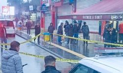 Husumetli iki grup arasında bıçaklı kavga: 1 ölü, 1 ağır yaralı