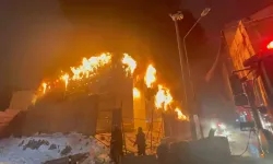 İşçi konteynerlerinde korkutan yangın: 2 işçi hastaneye kaldırıldı!