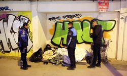 İzmir Büyükşehir'den sokakta yaşayanlara yardım eli