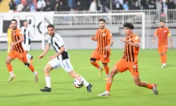 İzmir Çoruhlu FK golcü aldı