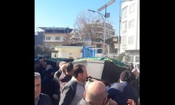 İzmir Dikili'de anne ve kızı evde ölü bulundu