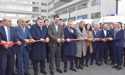 İzmir’e 45 yeni ambulans: Acil müdahale artık 7 dakikadan kısa sürecek