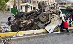 Kamyonetin devrildiği kazada 2 kişi öldü