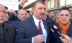 Kemeraltı’nda otopark sorunu giderek büyüyor esnaf soruna çözüm istiyor