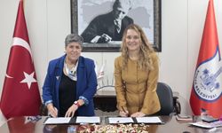 Konak Belediyesi ile TKDF arasında "Ev İçi Şiddet Acil Yardım Hattı" protokolü imzalandı