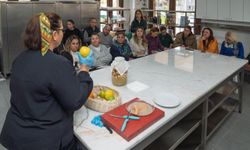 Meslek Fabrikası'ndan özel atölye: Sirke yapımının püf noktaları öğretildi