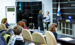 Narlıdere’de edebiyat rüzgarı: Osman Balcıgil okurlarla buluştu