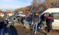 Öğrenci servisi kaza yaptı: Can kaybı var