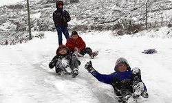 Okullar tatil mi? 2 Ocak Cuma günü hangi illerde eğitime ara verildi?