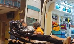 Sokak ortasında bıçaklar konuştu: 16 yaşındaki çocuk yaralandı!