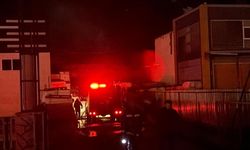 Strafor fabrikasında büyük yangın... Söndürme çalışmaları sürüyor!