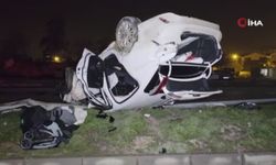 Aydınlatma direğine çarpan otomobil takla attı: 1 yaşındaki bebek öldü