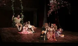 TDT’den çocuklara “Alice Harikalar Diyarında”