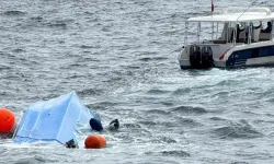 Umman'da turistleri taşıyan tekne alabora oldu: Ölüler ve yaralılar var