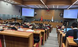Büyükşehir meclisinde denetim komisyonu seçildi