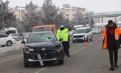 Otomobilin çarptığı yaya tüm müdahalelere rağmen hayatını kaybetti