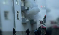 Yangın faciası: Yatalak adam ve kedisi çıkan yangında hayatını kaybetti