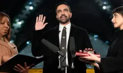 Zohran Mamdani Kur’an üzerine yemin ederek göreve başladı