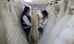 İzmir Büyükşehir Belediyesi ücretsiz gelinlik imkanı sağlıyor