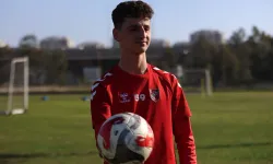 Adem Yeşilyurt: Fenerbahçe’de forma rekabetine girmek istiyorum