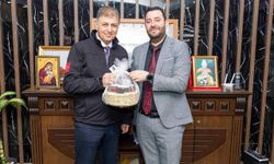 Başkan Tugay'dan Hatay için dayanışma çağrısı