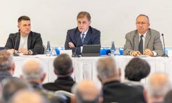 Başkan Tugay'dan kooperatiflerle planlı tarım mesajı