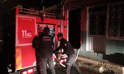 Çatı katındaki kümes alev aldı: 50’den fazla güvercin telef oldu