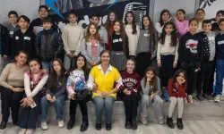 Çocuk Meclisi Üyeleri Stüdyo Kültürpark’ta podcast kaydı yaptı