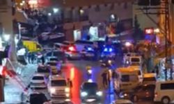 Düğün salonu önünde kanlı pusu! Saldırganlar kaçtı