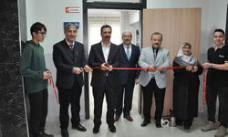 Emekli kütüphaneciden eğitime anlamlı katkı