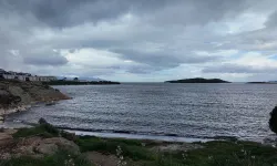 Foça açıklarından göçmen botu battı: 3 ölü, 4 kayıp