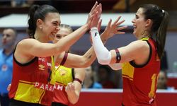 Göztepe evinde Vakıfbank'la oynuyor