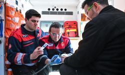 Hayat kurtaran müdahaleler: İzmir İtfaiyesi paramedikleri zamanla yarışıyor