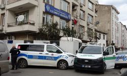 İfade vermek için gittiği karakolda polisin silahını alarak intihar etti